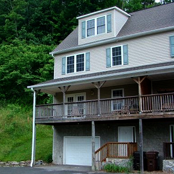 Ridge View Condos for Rent in Boone